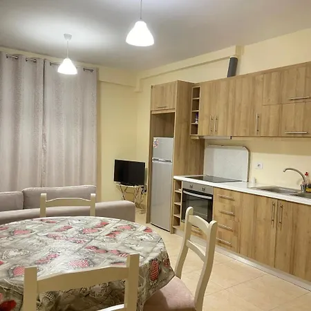 Giannis Apartament *